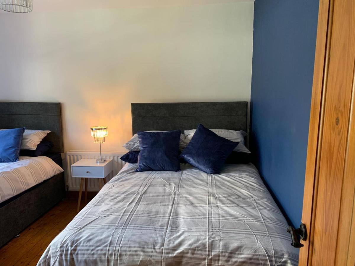 Holiday Home In Ballycastle - Fainne Na Cairde ภายนอก รูปภาพ