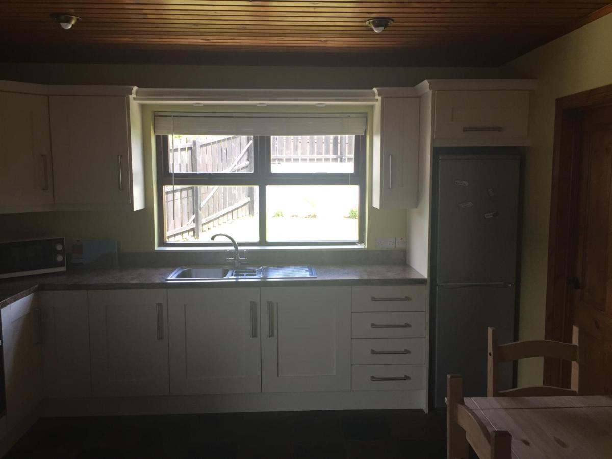 Holiday Home In Ballycastle - Fainne Na Cairde ภายนอก รูปภาพ