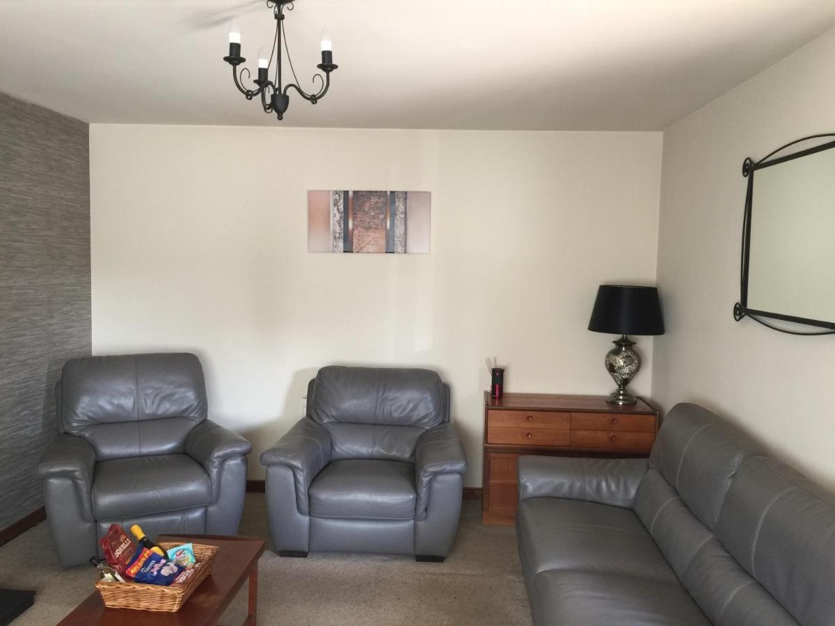 Holiday Home In Ballycastle - Fainne Na Cairde ภายนอก รูปภาพ